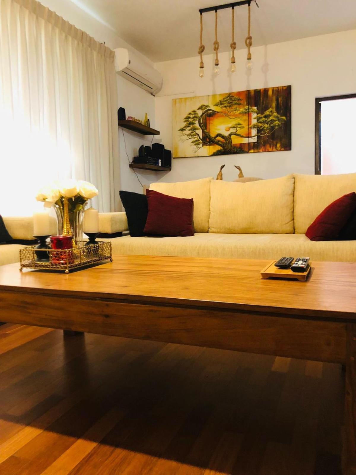 Luxurious Fully Furnished Apartment For Rent At 2000 Plaza, Colombo Sri Jayewardenepura Kotte Exterior foto